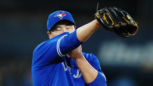 Jays hope to have popular infielder Kawasaki back next year