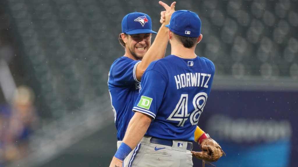 Gotta See It: Blue Jays' Davis Schneider blasts homer over Green