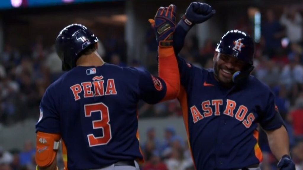 Altuve's Homer Stuns Yankees and Sends Astros to World Series