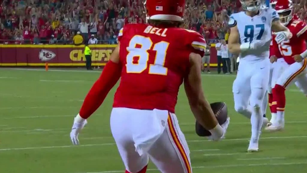 Kelce sets MNF record as Mahomes leads Chiefs in miracle comeback over  Raiders