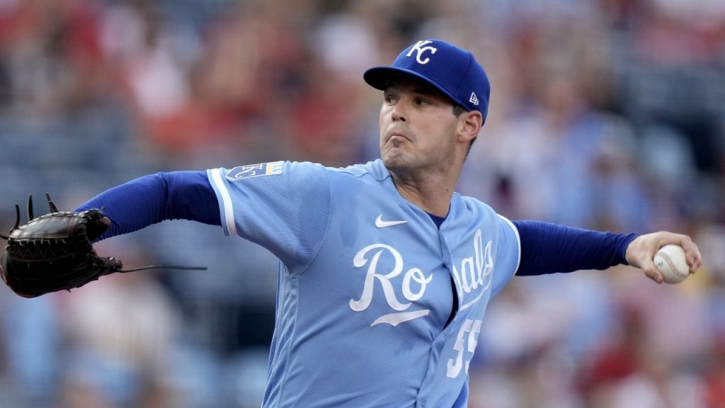 Cole Ragans continues to dominate as Royals take opener over White Sox