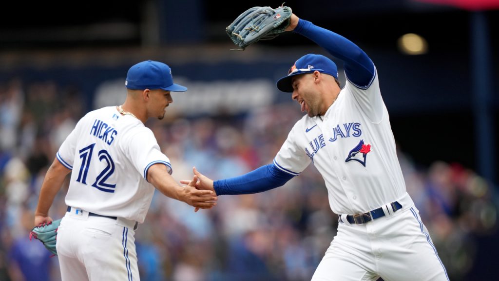 Blue Jays' Springer opens up Canada Day with leadoff bomb against Red Sox