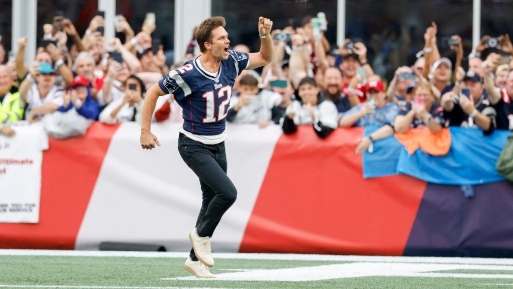 Tom Brady believes he can drag Bucs across finish line to another