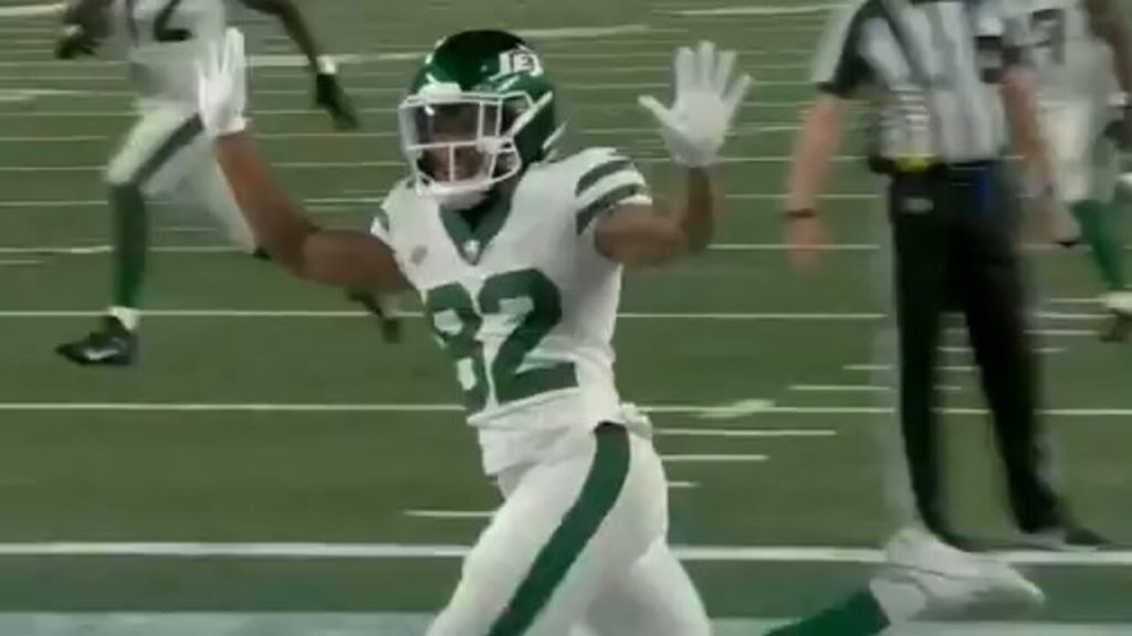 New York Jets: Xavier Gipson scores game-winning punt return