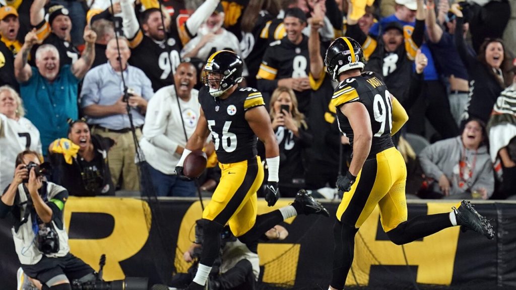 As Steelers' Alex Highsmith breaks out, he won't forget who helped him get  here - The Athletic