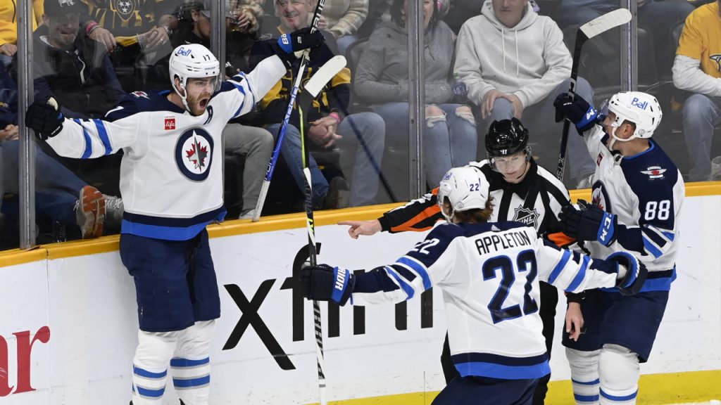 Internet might have offered sneak peek at new Jets jersey – Winnipeg Free  Press