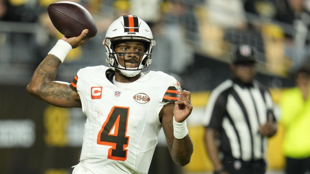 Deshaun Watson stats with Browns: Numbers don't paint pretty picture for  start of Cleveland tenure