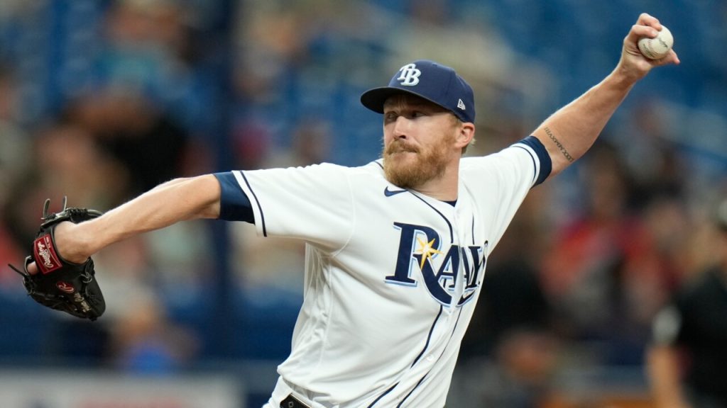 Diamondbacks pitcher Paul Sewald regrets slow start as Phillies' crowd went  wild: We needed to do that to calm down those crazy fans