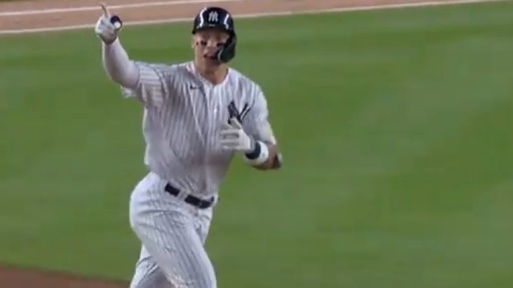 Judge hits 50th home run, becomes 10th player to do it twice