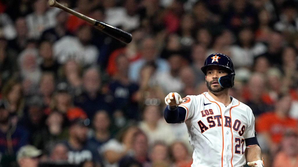 Astros use Minute Maid Park as ultimate flex on Yankees