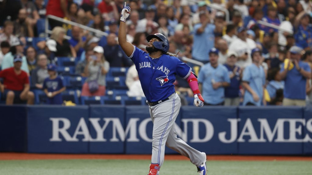 Fans Rip Vlad Jr., Blue Jays, Celebrate Twins Ending 21-Year MLB Playoff  Drought, News, Scores, Highlights, Stats, and Rumors