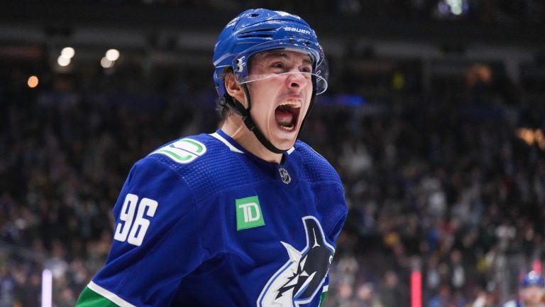 Vancouver Canucks winger Andrei Kuzmenko. (Darryl Dyck/CP)