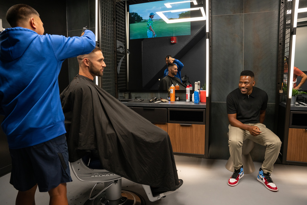 A day inside the Blue Jays' team barbershop