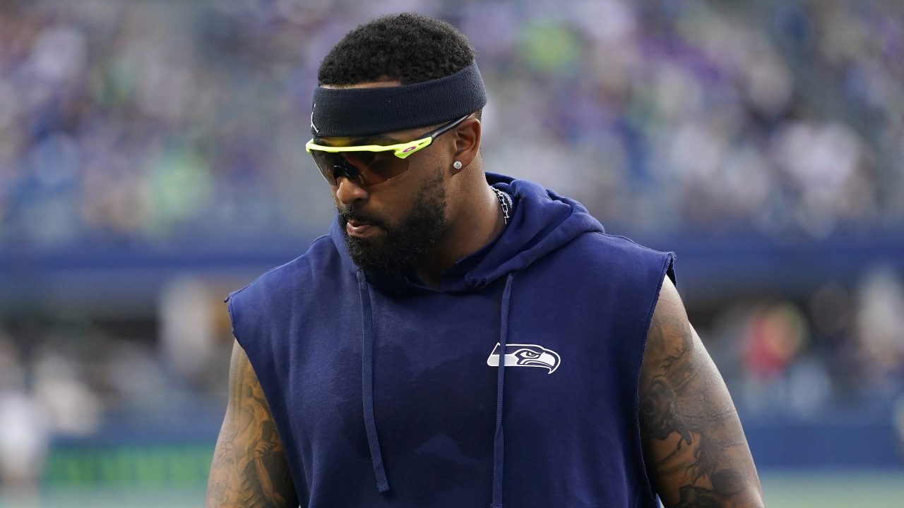 Seahawks coach Pete Carroll says Jason Peters will not play vs