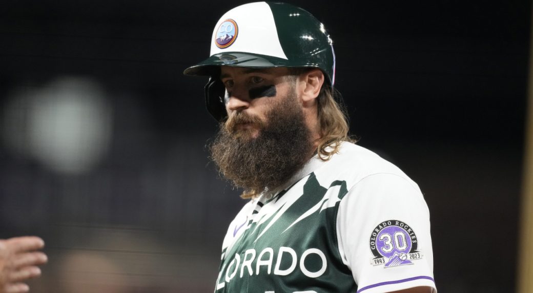 Charlie Blackmon homers to lead Rockies to series win