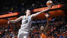 Stewart scores 25, Liberty beat Sun to take 2-1 lead in WNBA semifinal series