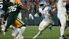 Montgomery runs wild as Lions beat Packers to take early command of NFC North