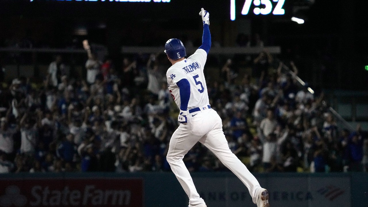 Freddie Freeman Jersey Giveaway With Dodgers Nation