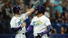 Wild-Card Roundup: Rays beat Mariners, slumping Rangers lose again