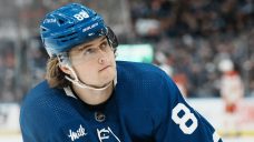 Why Maple Leafs are challenging William Nylander to play centre in contract year