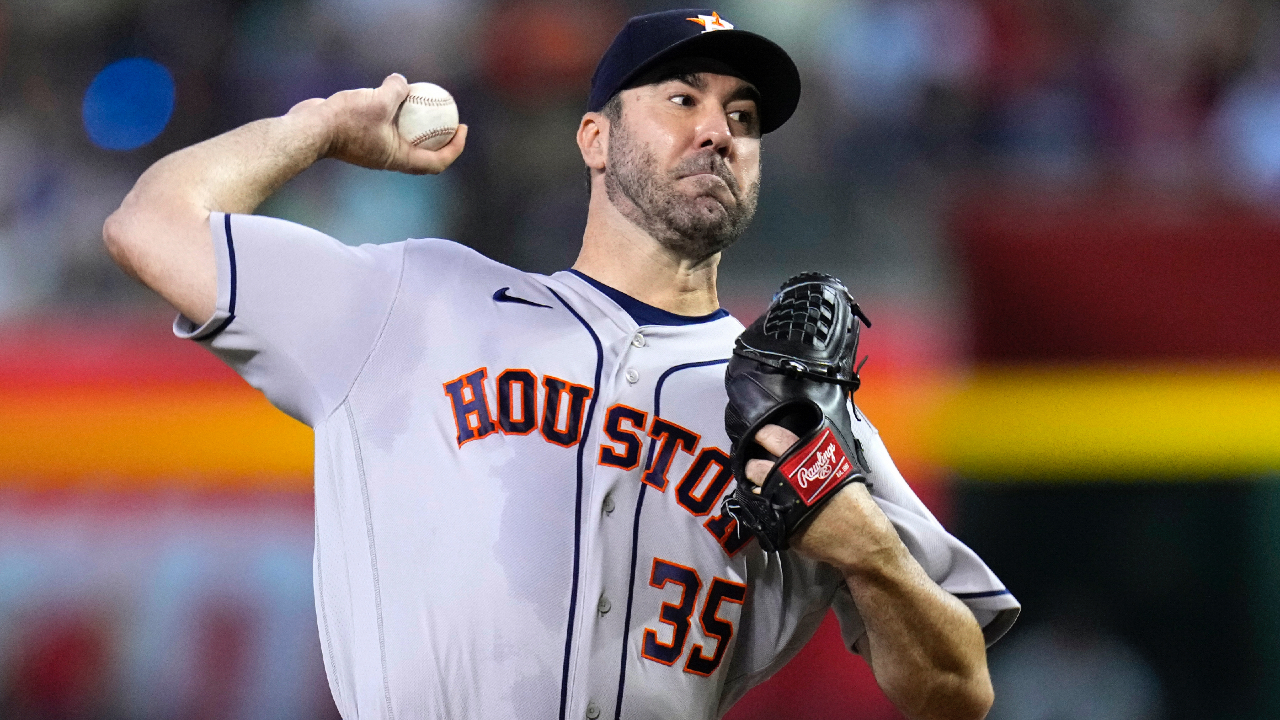 ALCS: Justin Verlander Dominates for Astros in Win Over Yankees