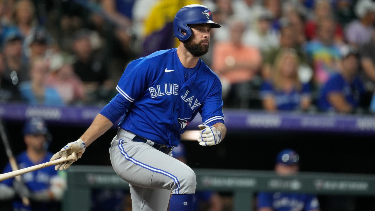 Blue Jays activate Brandon Belt from 10-day IL, Sports