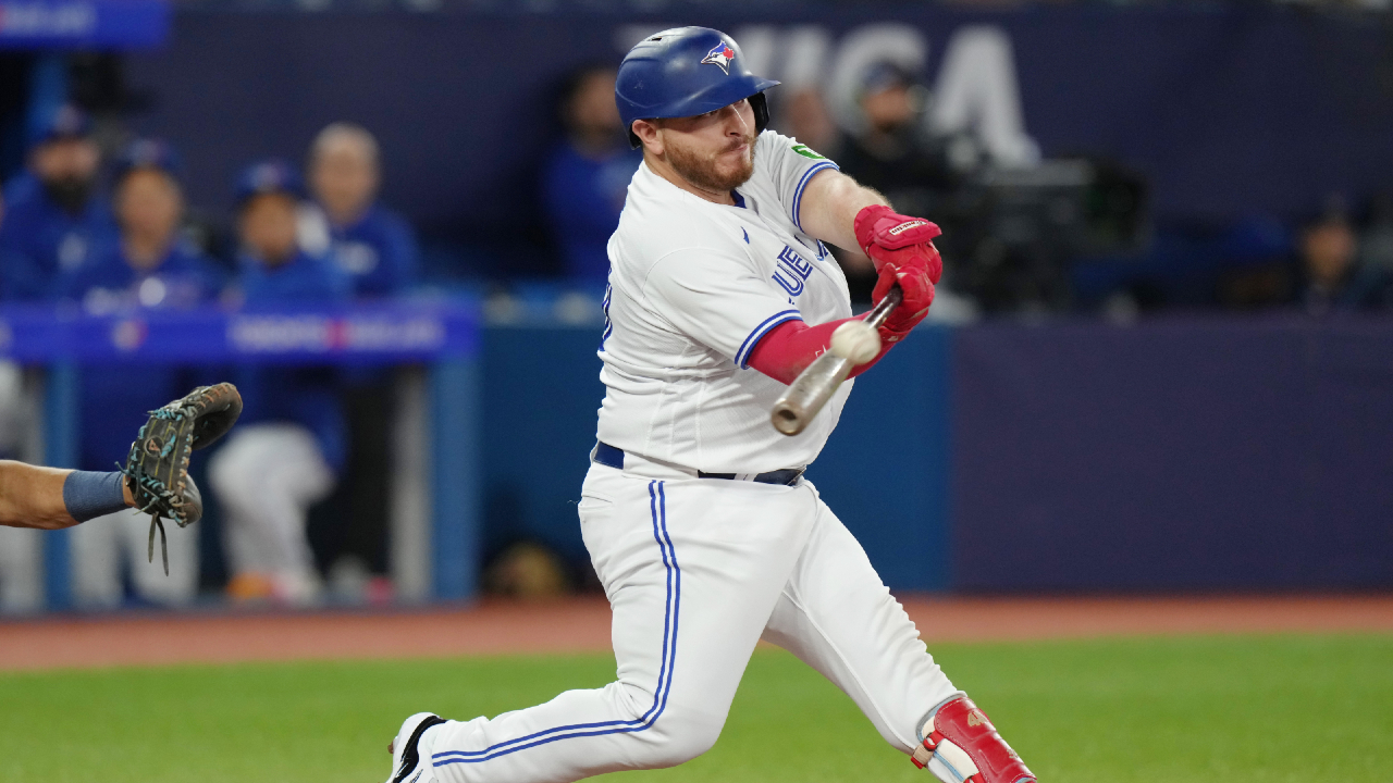 Blue Jays on verge of clinching playoff berth after 11-4 victory over Rays