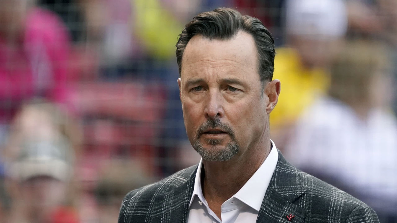 Red Sox release statement on health battle of beloved pitcher Tim Wakefield  and asked for privacy – Boston 25 News