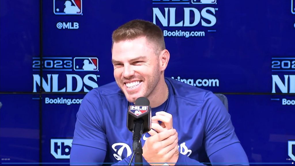 Dodger fans create a welcome home that Freddie Freeman won't forget, by  Rowan Kavner