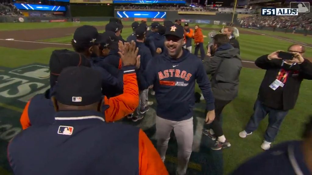 Astros Welcoming Fans Back with Stadium at 50% Capacity