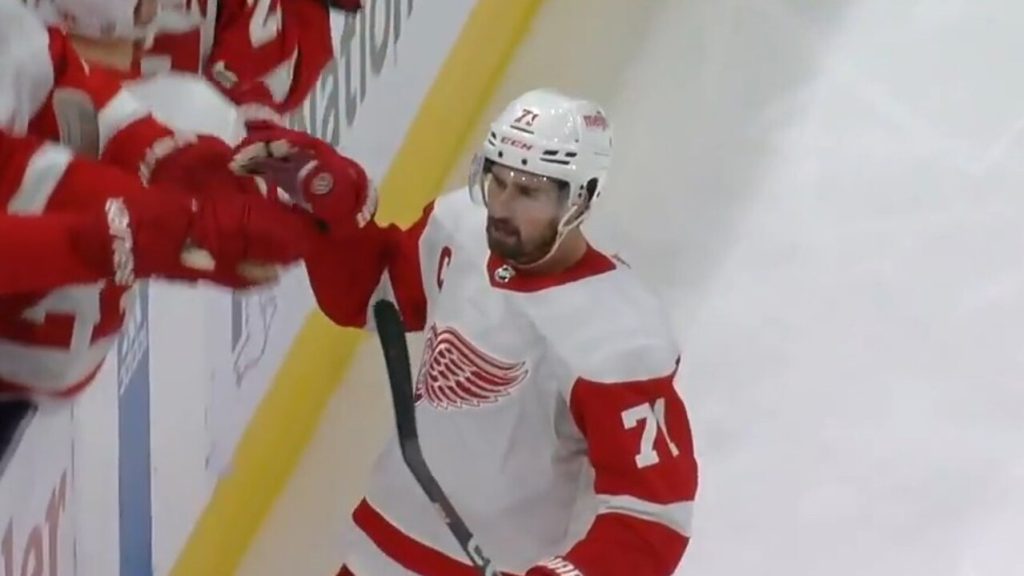 5 best NHL schedule release videos, from Red Wings' Wes Anderson