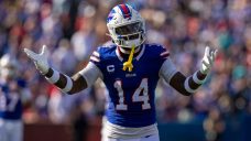 NFL Week 4 Roundup: Bills crush Dolphins, 49ers&#8217; McCaffrey scores four TDs