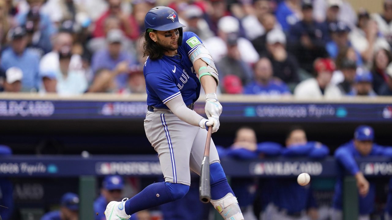 Blue Jays focus on finishing touches at deadline after getting good news on  Bo Bichette - The Athletic