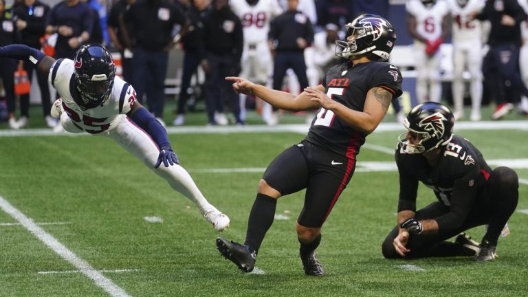 Atlanta Falcons place-kicker Younghoe Koo (6) kicks the game winning field goal in the second half of an NFL football game against the Houston Texans in Atlanta, Sunday, Oct. 8, 2023. (John Bazemore/AP)