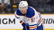 Oilers&#8217; Connor McDavid named NHL&#8217;s first star after 12-point week