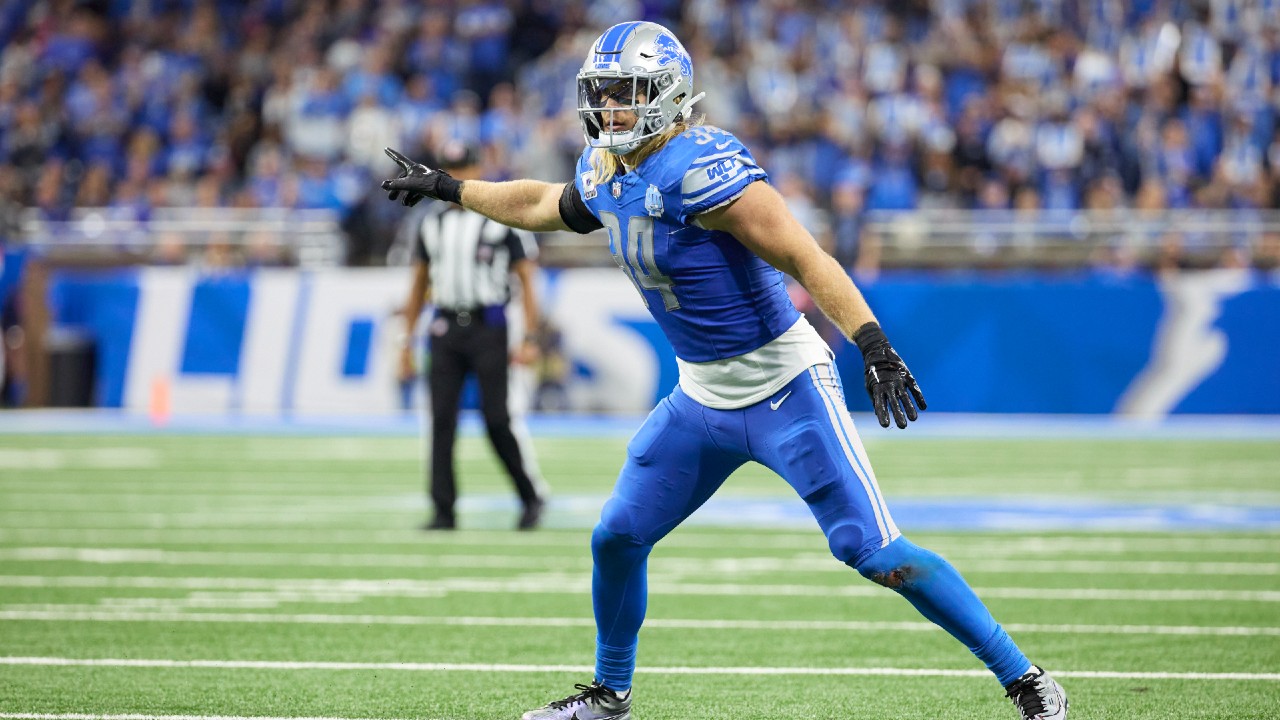 Detroit Lions on X: Happy birthday to @AlexAnzalone34! 