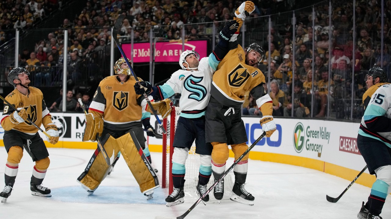 Golden Knights top Kraken after raising Stanley Cup banner