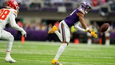 Vikings stadium gets approval for new turf deemed less of an injury risk