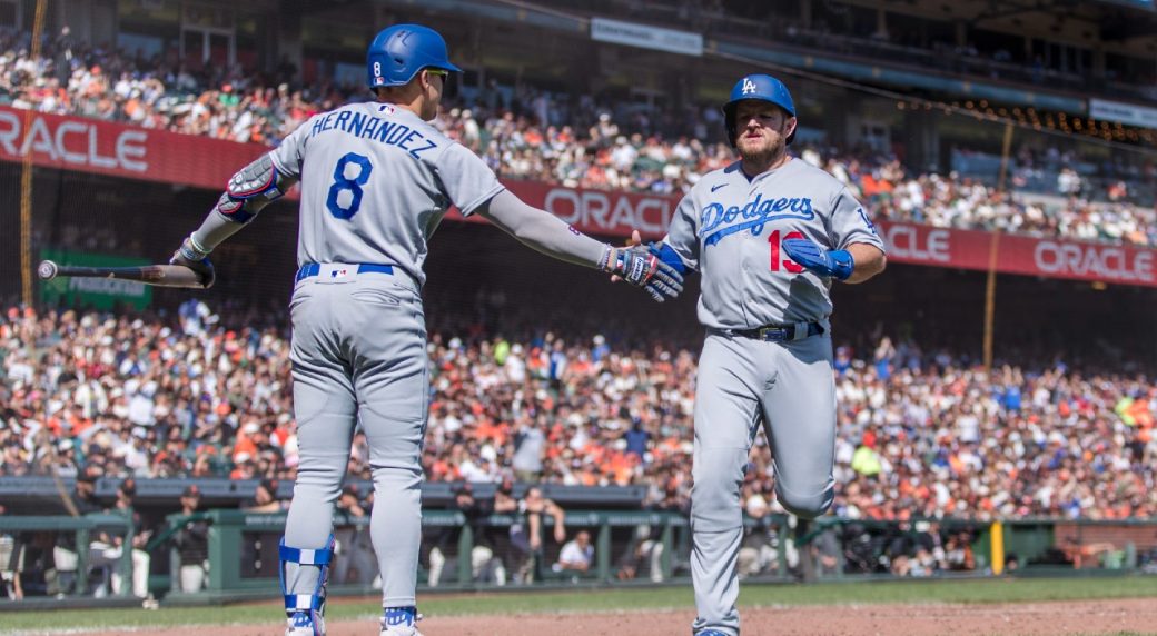 Dodgers beat Giants, reach 100 wins in fourth-straight full season