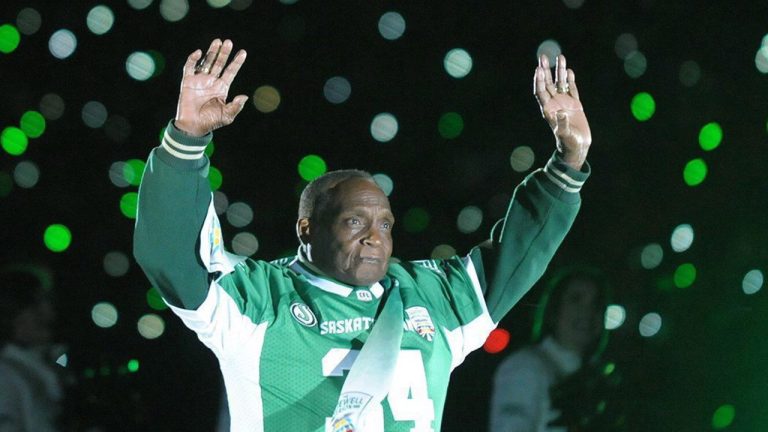 Saskatchewan Roughriders great George Reed addresses the crowd following the last ever game at Mosaic Stadium in Regina on Saturday, Oct. 29, 2016. (Mark Taylor/CP)