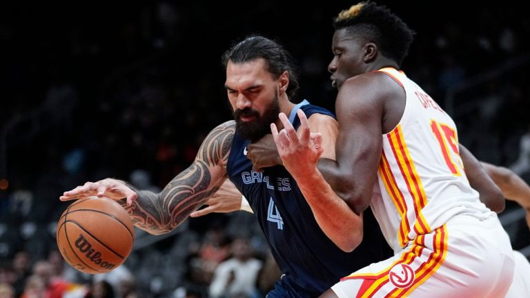 The Memphis Grizzlies are trading Steven Adams to the Houston Rockets for Victor Oladipo and three second-round picks, sources told ESPN. (John Bazemore/AP)