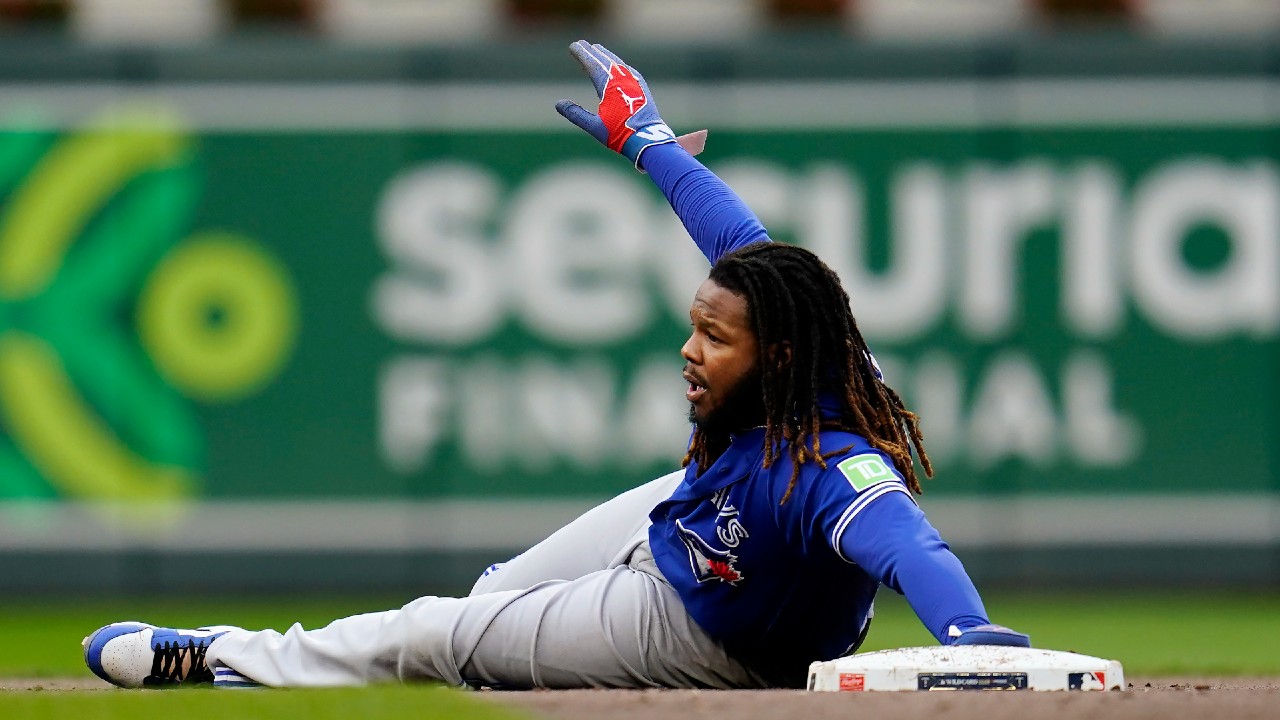 Vladimir Guerrero Jr. BLASTS a frozen rope dinger for the Toronto