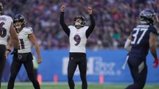 Tucker goes six-for-six on field goals as Ravens beat Titans in London