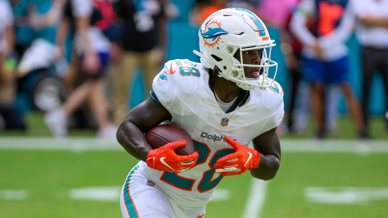 Dolphins' rookie RB De'Von Achane will be INACTIVE for today's