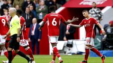 Dominguez&#8217;s debut goal earns 10-man Nottingham Forest against Brentford