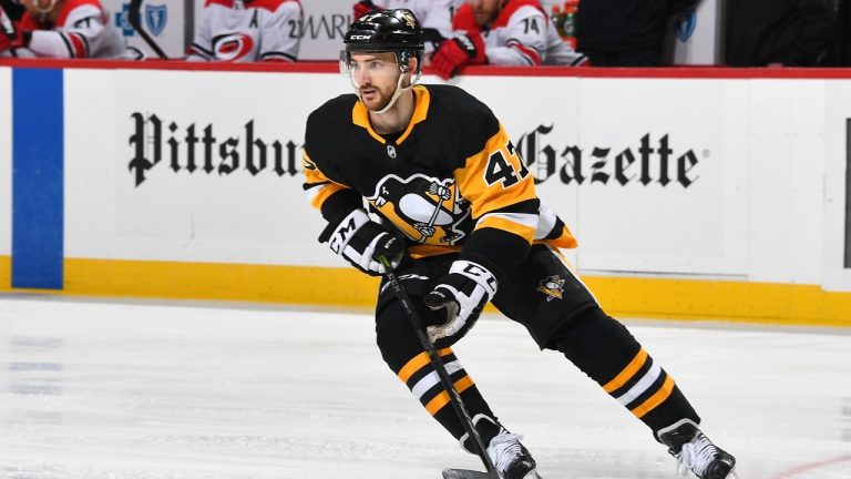 Adam Johnson, formerly of the Pittsburgh Penguins. (Getty Images)