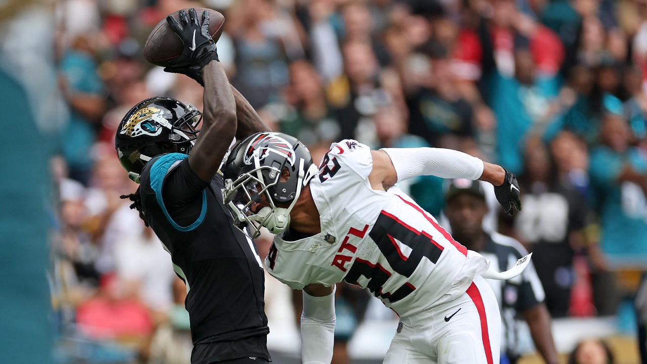 Atlanta Falcons wide receiver Drake London scores Falcons' first TD in  Andy's room