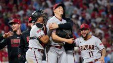 Diamondbacks beat Phillies in Game 7, advance to World Series