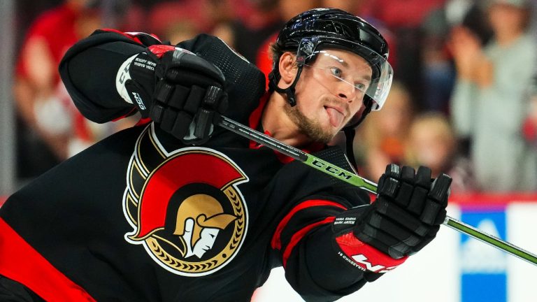 Ottawa Senators right wing Vladimir Tarasenko (91) warms up prior to taking on the Winnipeg Jets during in pre-season NHL hockey action in Ottawa on Friday, Sept. 29, 2023. (Sean Kilpatrick/CP)