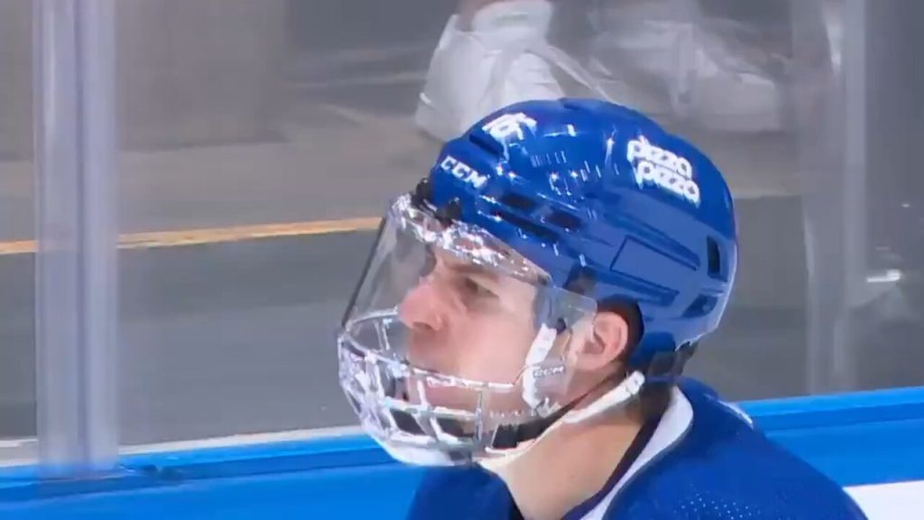 WATCH: Marner hits 30-goal plateau for first time in NHL, scores